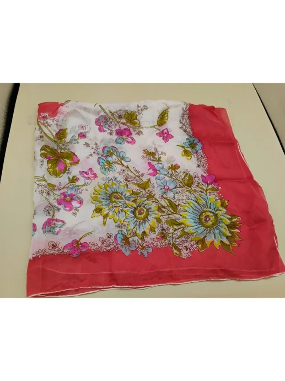 Vtg Floral Handkerchief 31